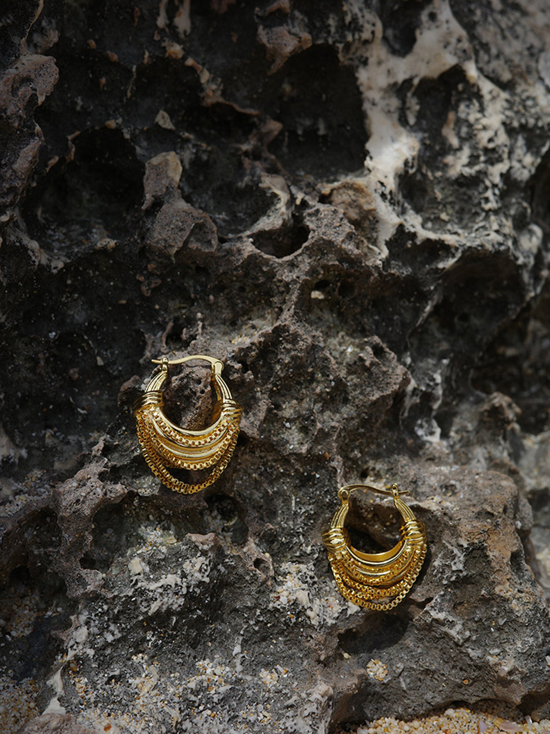 Goldene mehrschichtige Reifenschenkel