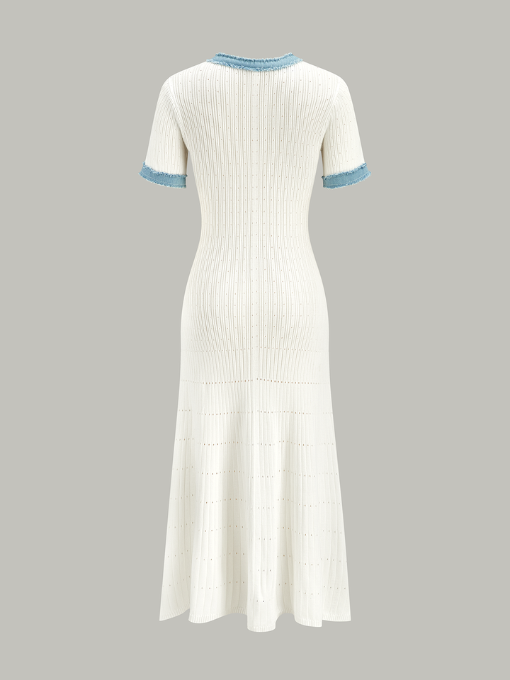 Gestricktes Midikleid mit Besatz