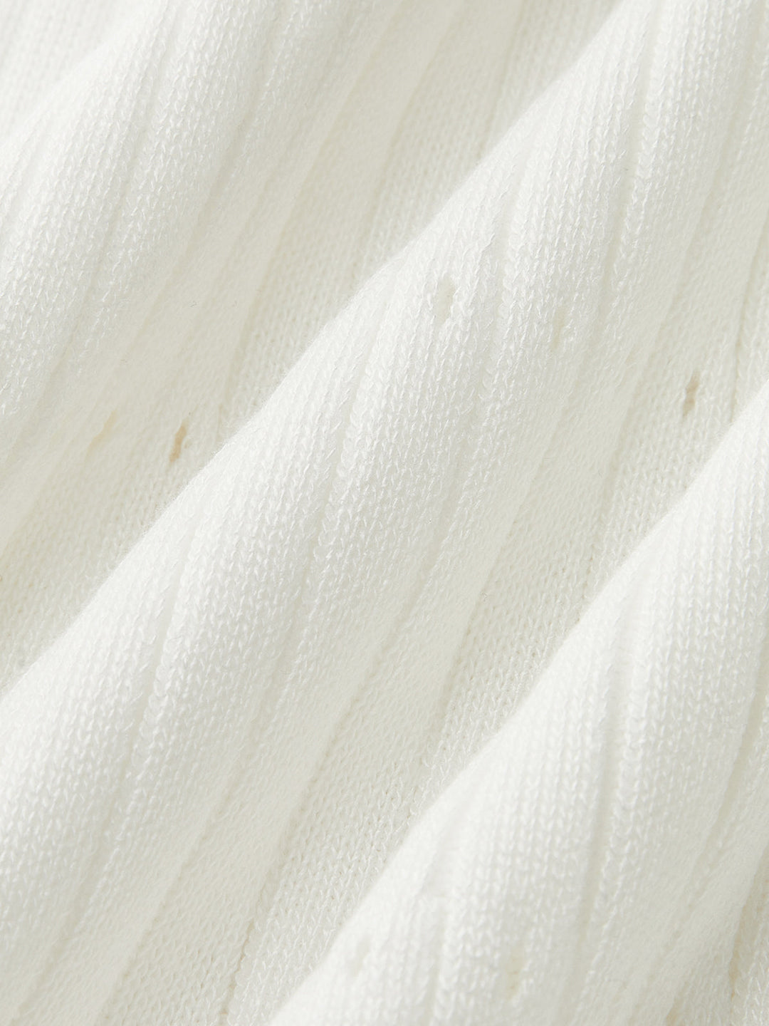 Gestricktes Midikleid mit Besatz