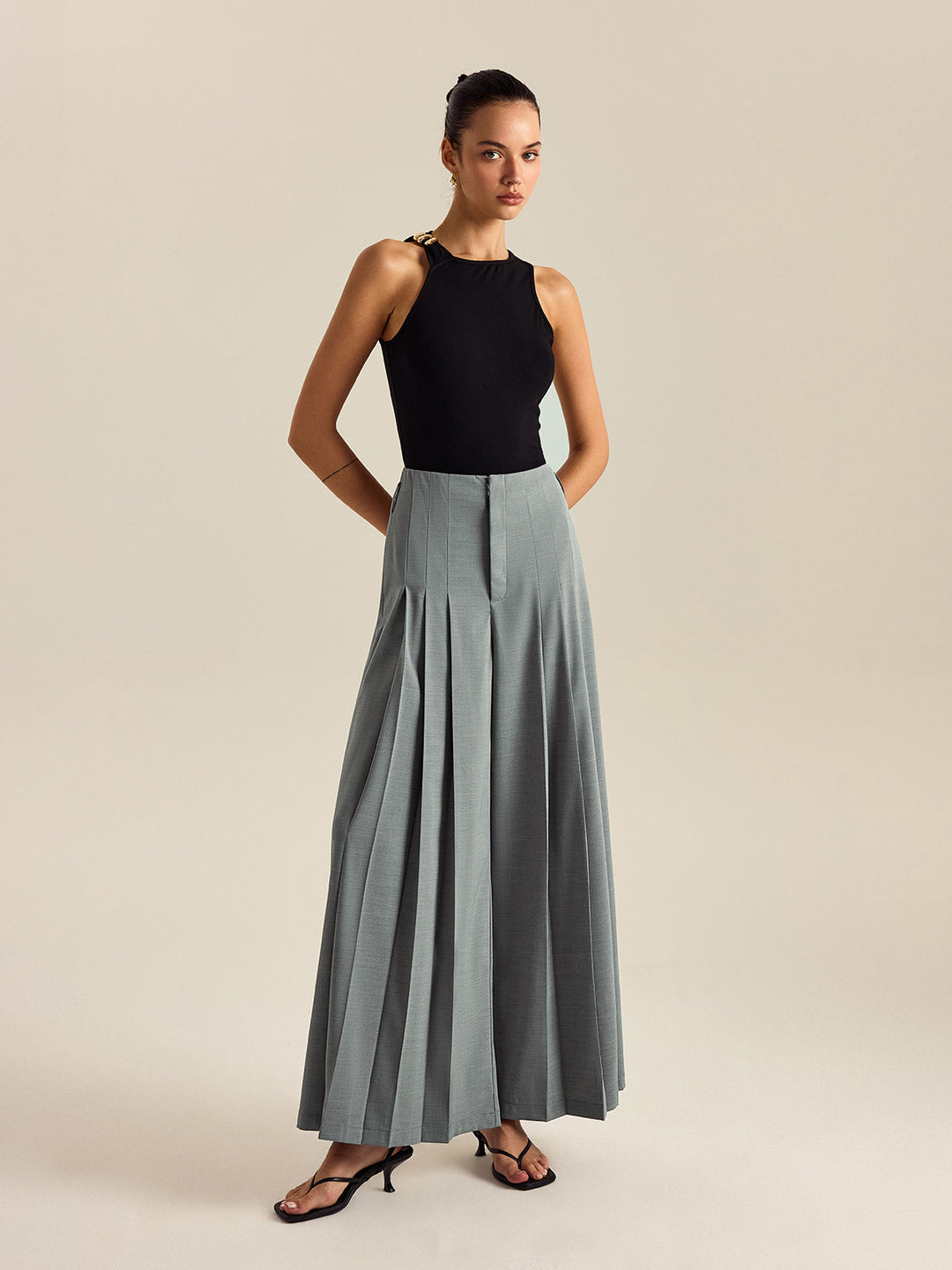 Weite Pluderhose mit Falten