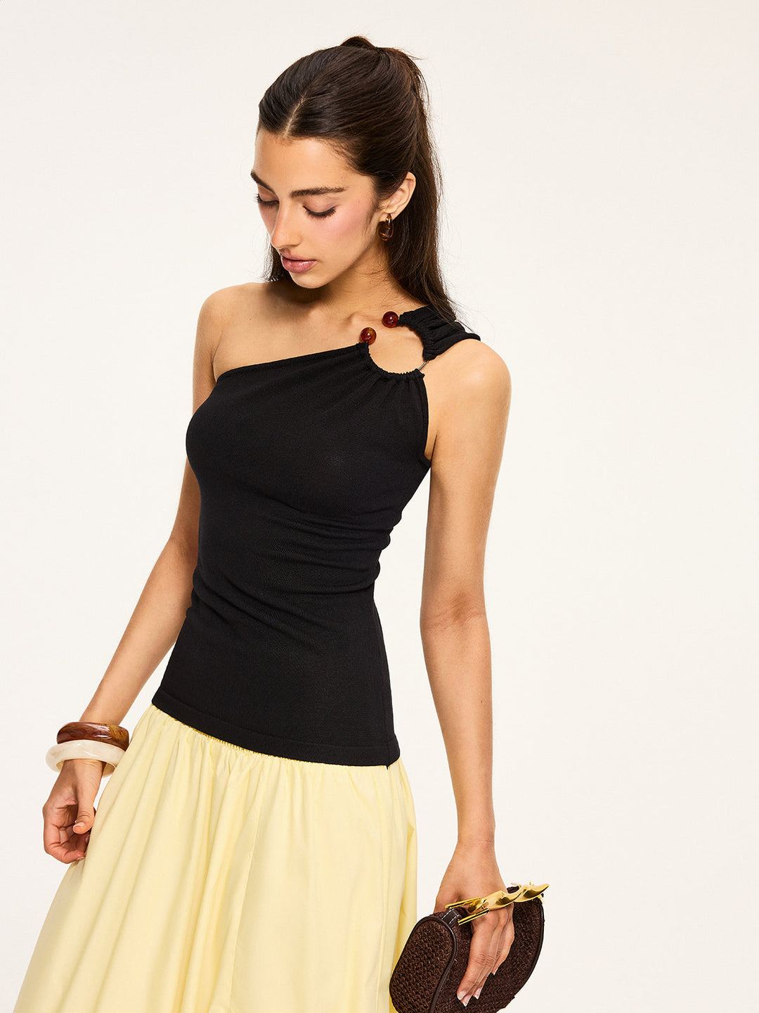Asymmetrisches One-Shoulder-Oberteil