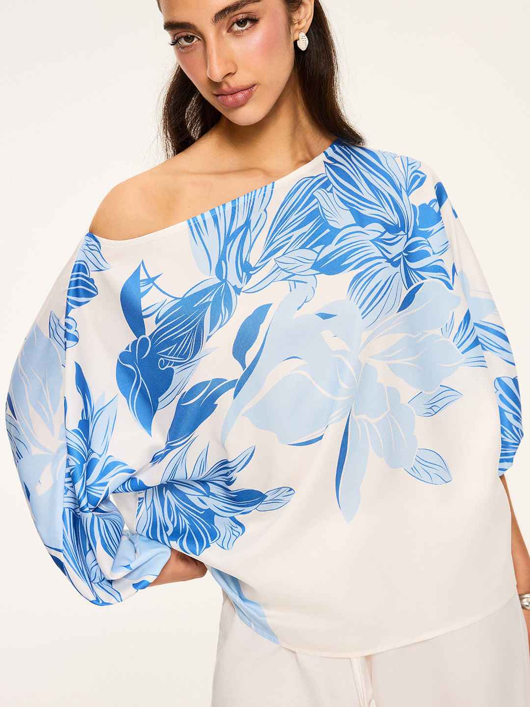 Off-Schulter-Bluse mit Blumenmuster