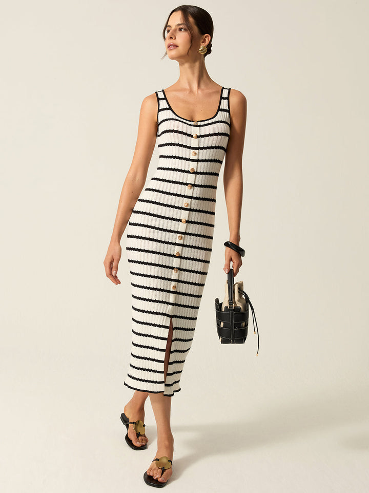 Gestreifte Strick-Midikleid mit Knopfleiste vorne und Schlitzdetail