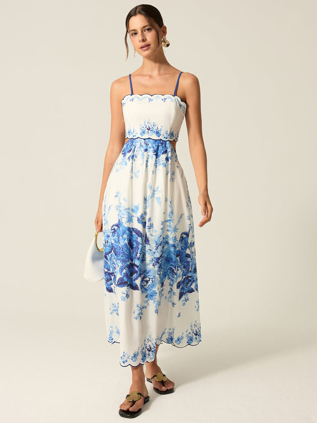 TascheMaxikleid mit Blumendruck und Cut-Out