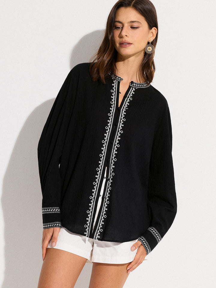 Oversize Hemd mit Stickerei