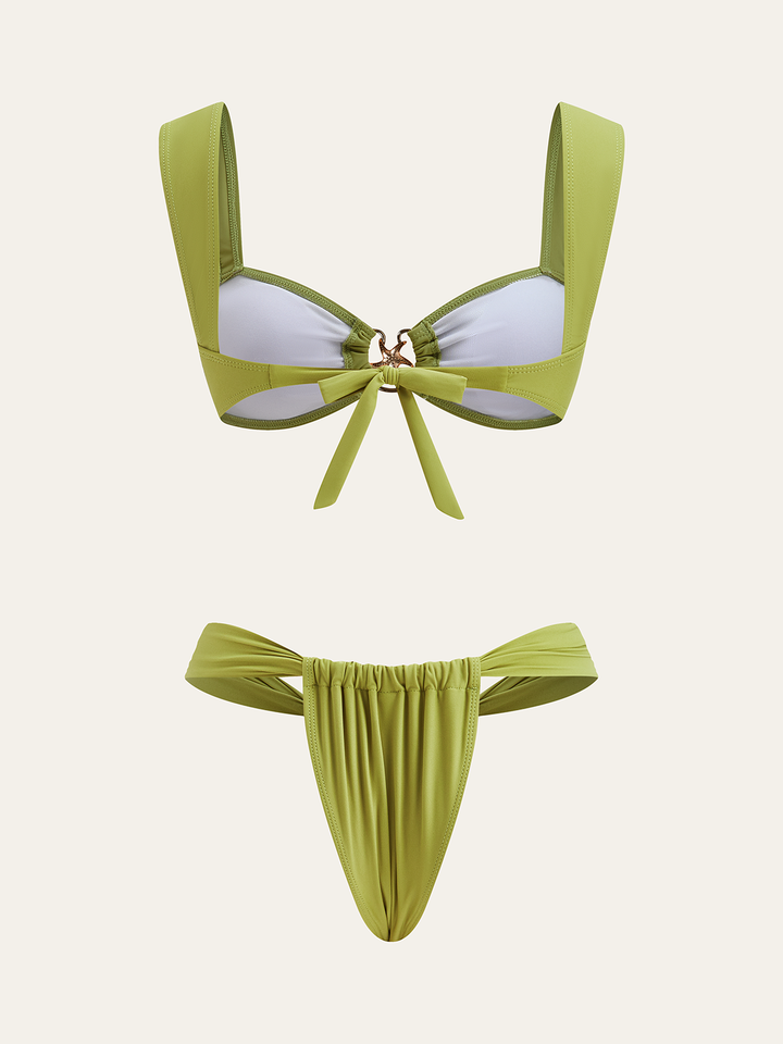 Bikini-Set mit Rückenschnürung und Metallelementen