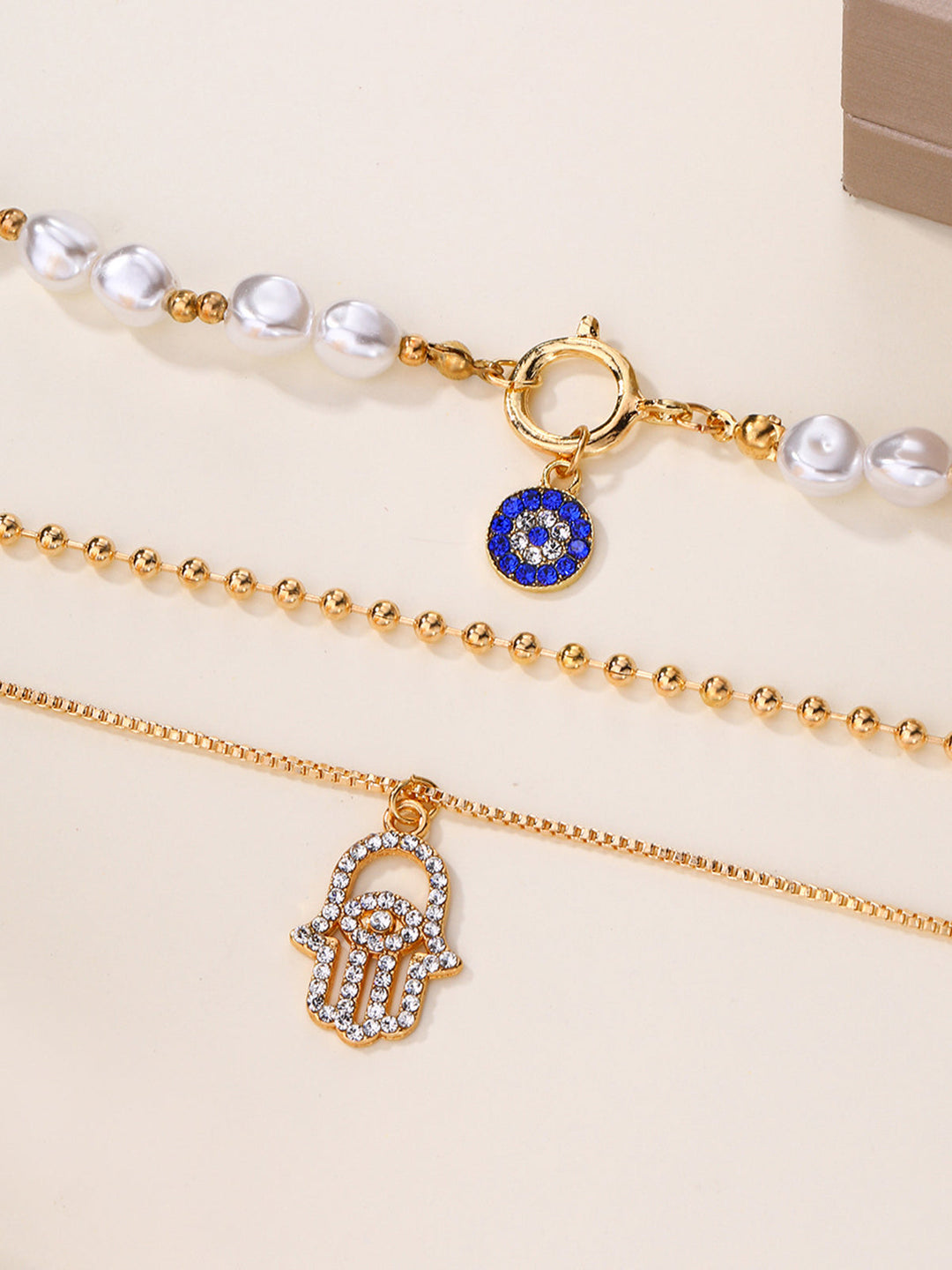 Perle & Hamsa Hand Multi-Layer Halsketten Set