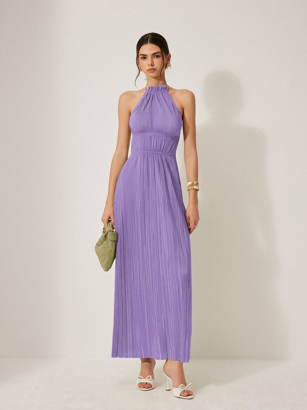 Plissiertes Neckholder-Kleid mit Rückenausschnitt