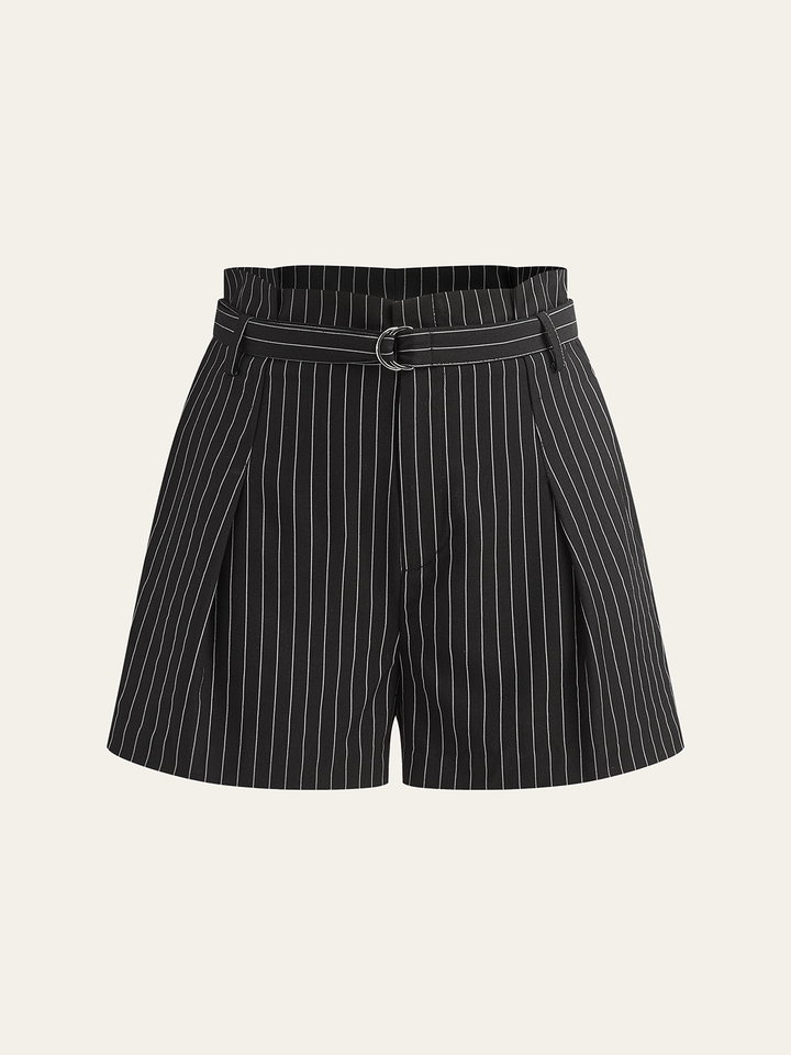 Gestreifte Shorts mit Gürtel