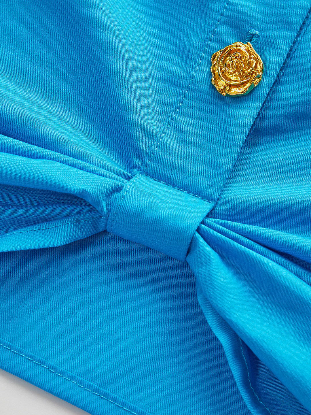 Taschenhemd mit Knopfleiste und Frontknoten
