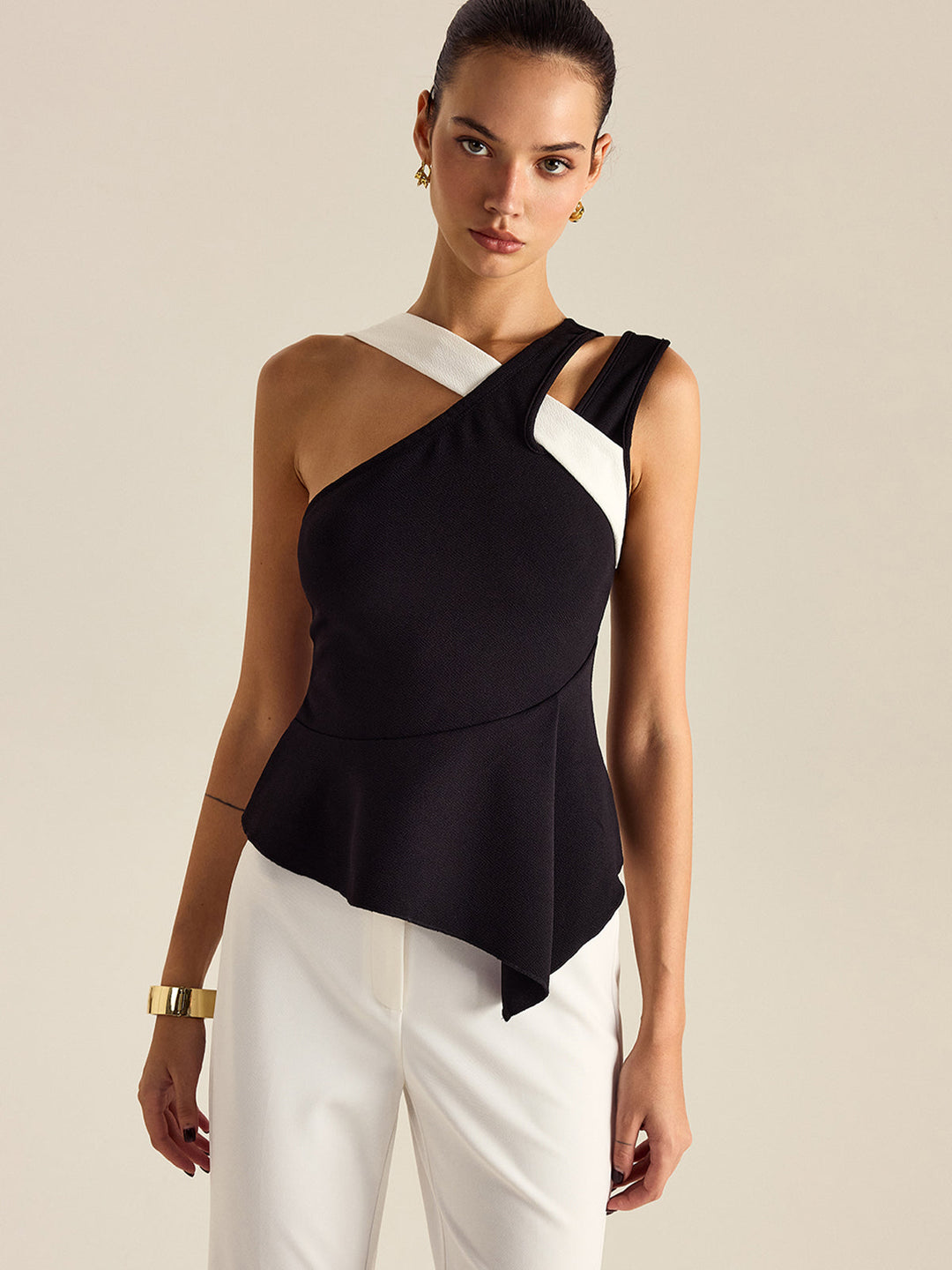 Asymmetrisches Peplum-Oberteil