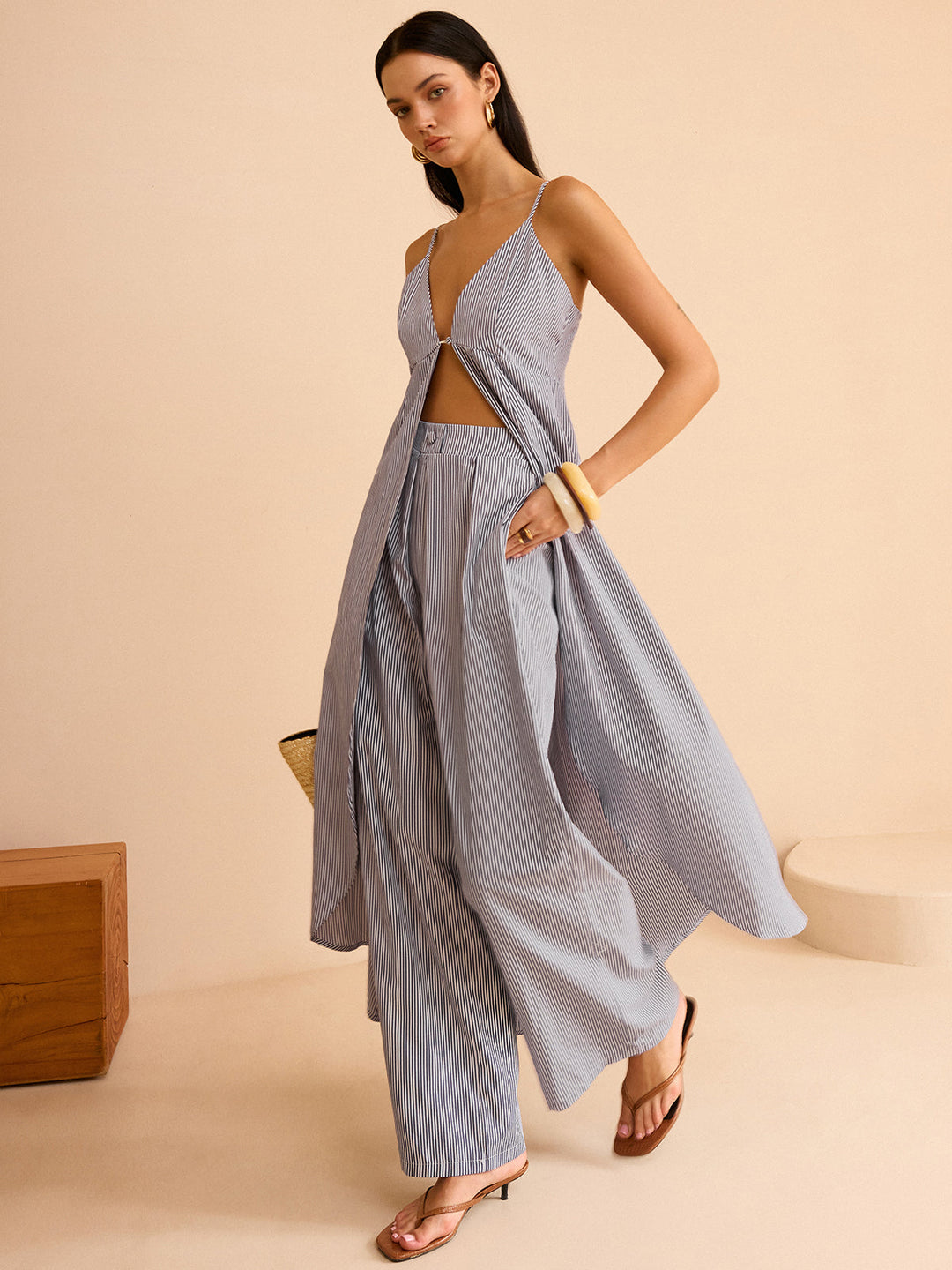Gestreifte lange Cami-Top und weit geschnittene Hose Set