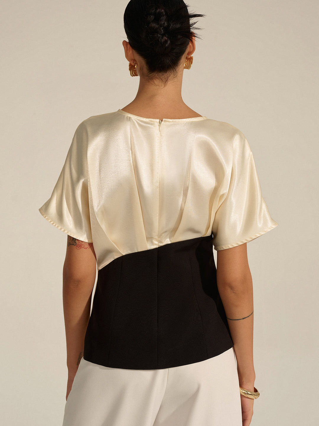 Asymmetrisches Colorblock-Oberteil