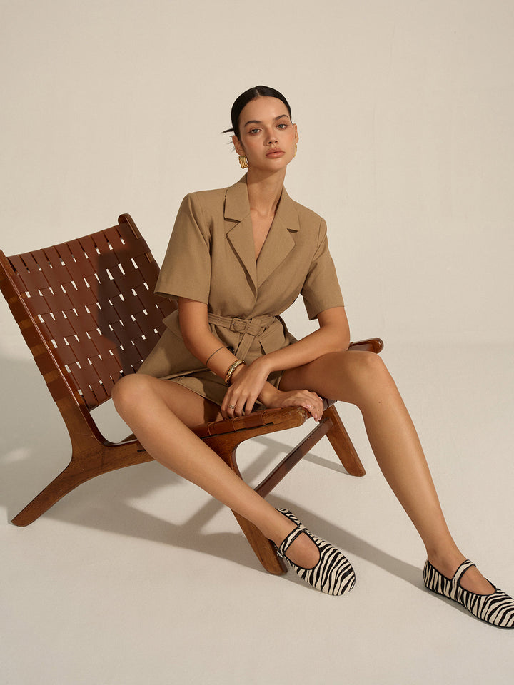 Kurzarm-Blazer-Shorts-Set mit Gürtel