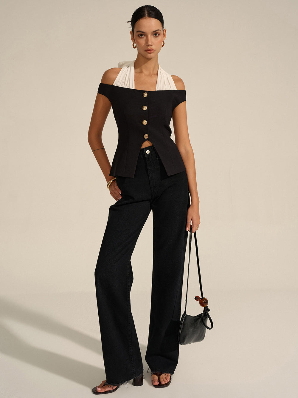 Bluse mit schulterfreiem Neckholder-Ausschnitt