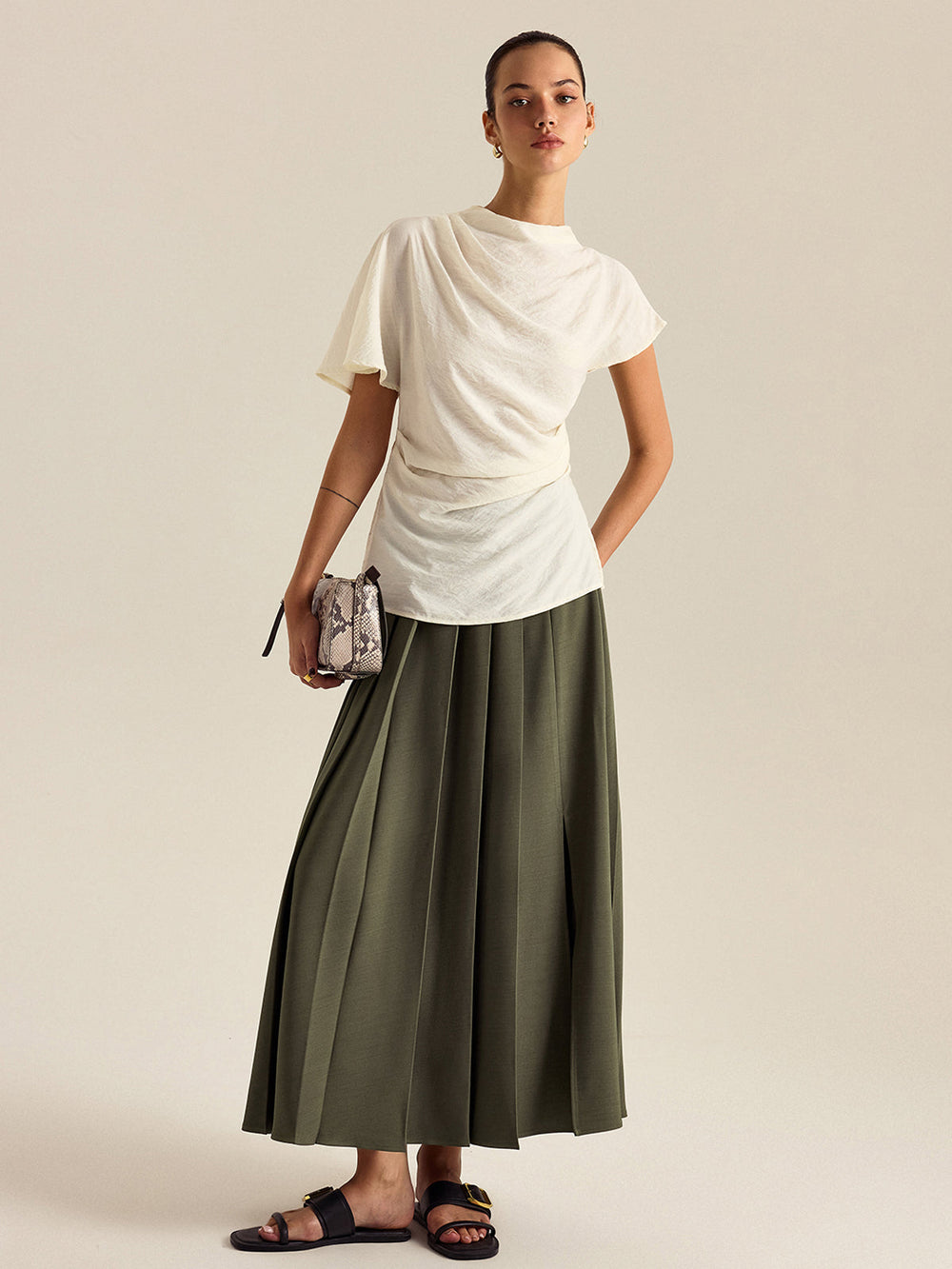 Drapierte Bluse mit Stehkragen