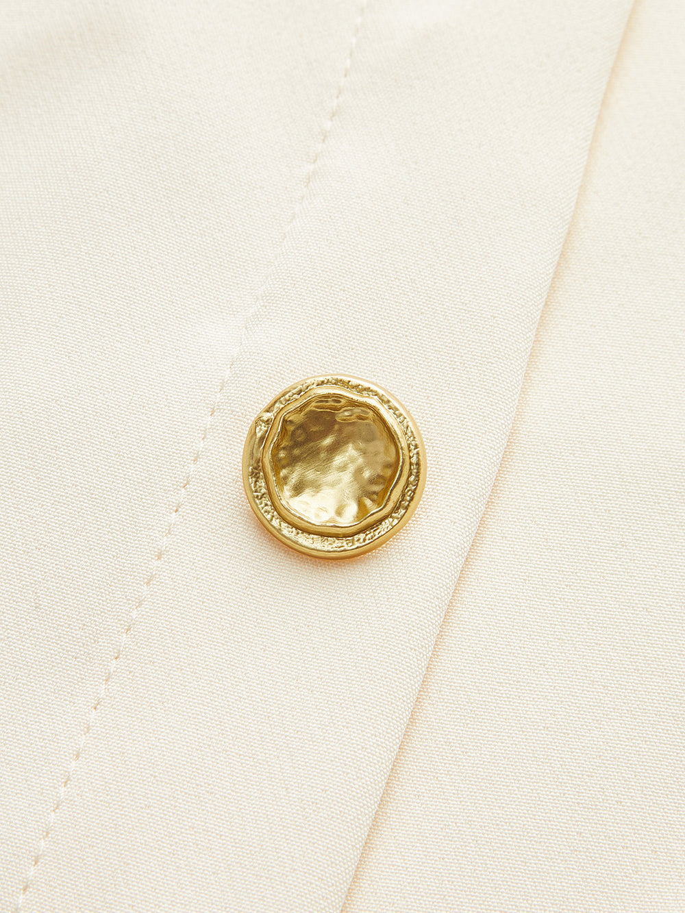 Kleid mit Knopfleiste und Gürtel