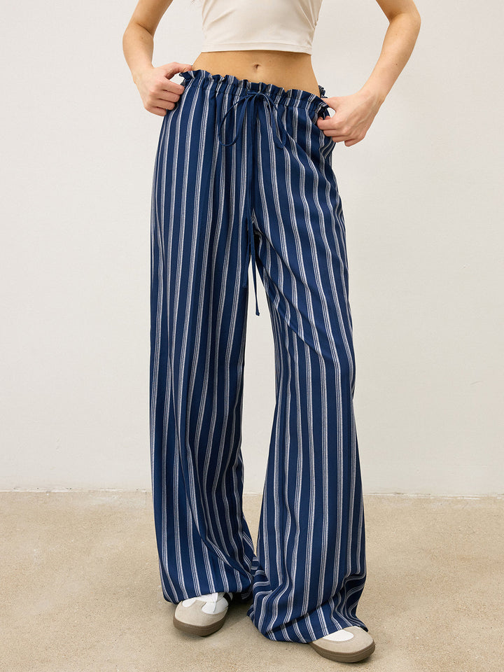 Gestreifte Marlenehose mit Kordelzug