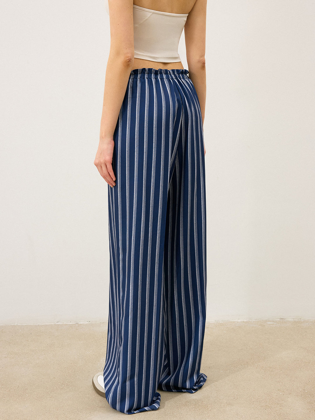 Gestreifte Marlenehose mit Kordelzug