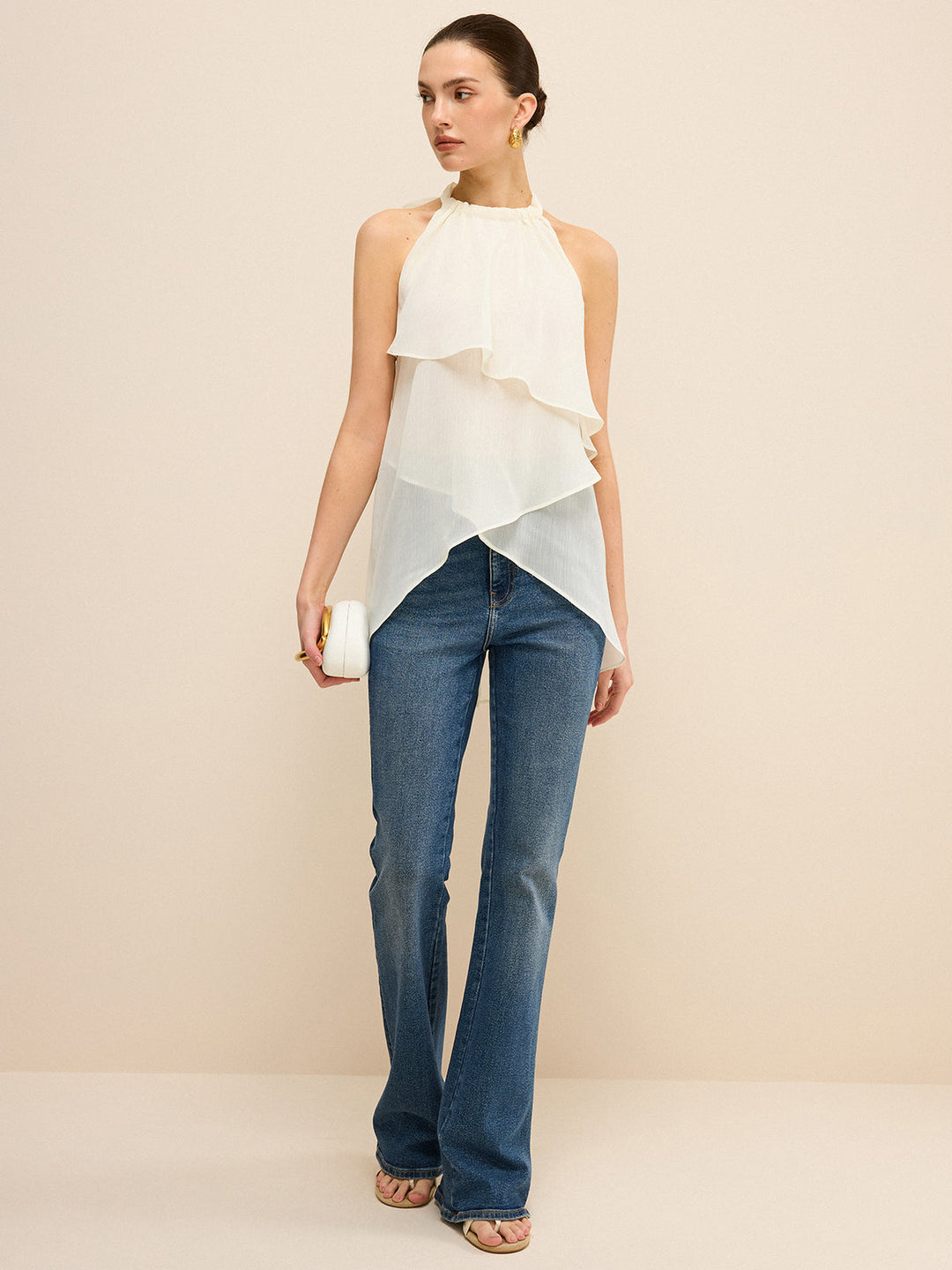 Halbtransparente, asymmetrische Chiffon-Haltertop mit Lagenlook