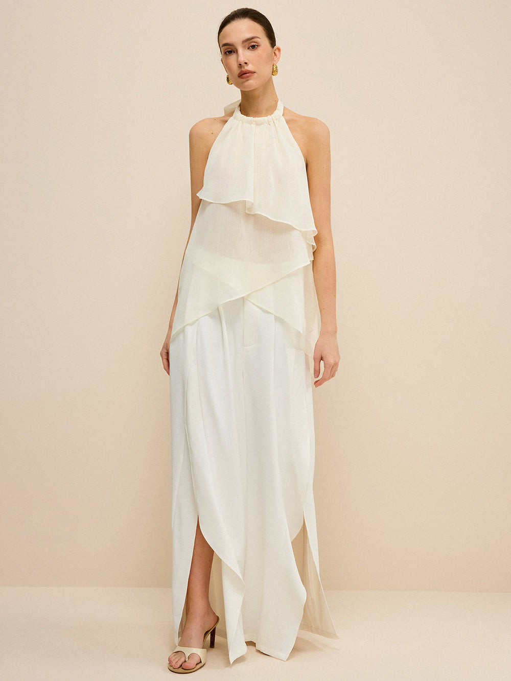 Halbtransparente, asymmetrische Chiffon-Haltertop mit Lagenlook