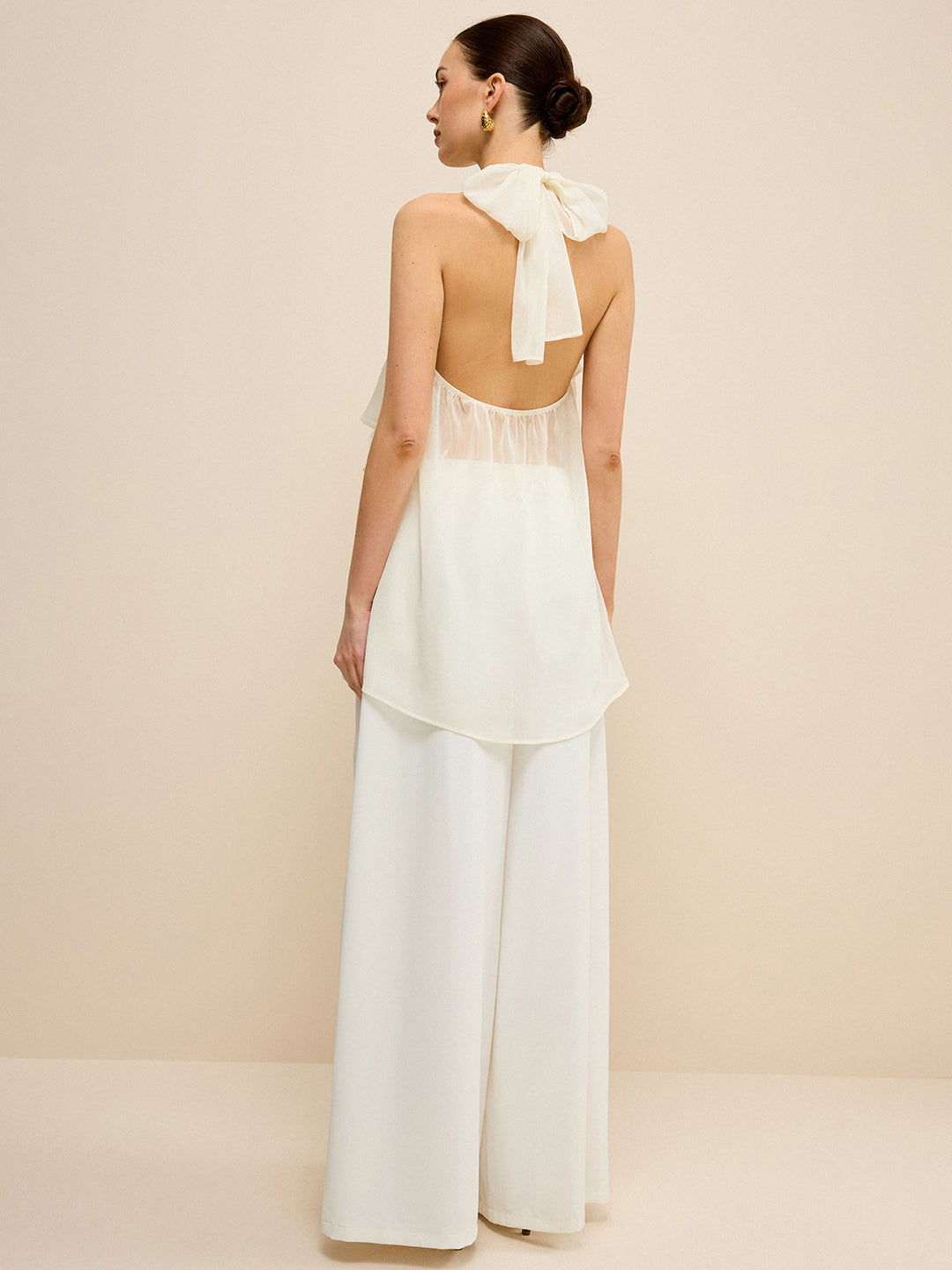 Halbtransparente, asymmetrische Chiffon-Haltertop mit Lagenlook