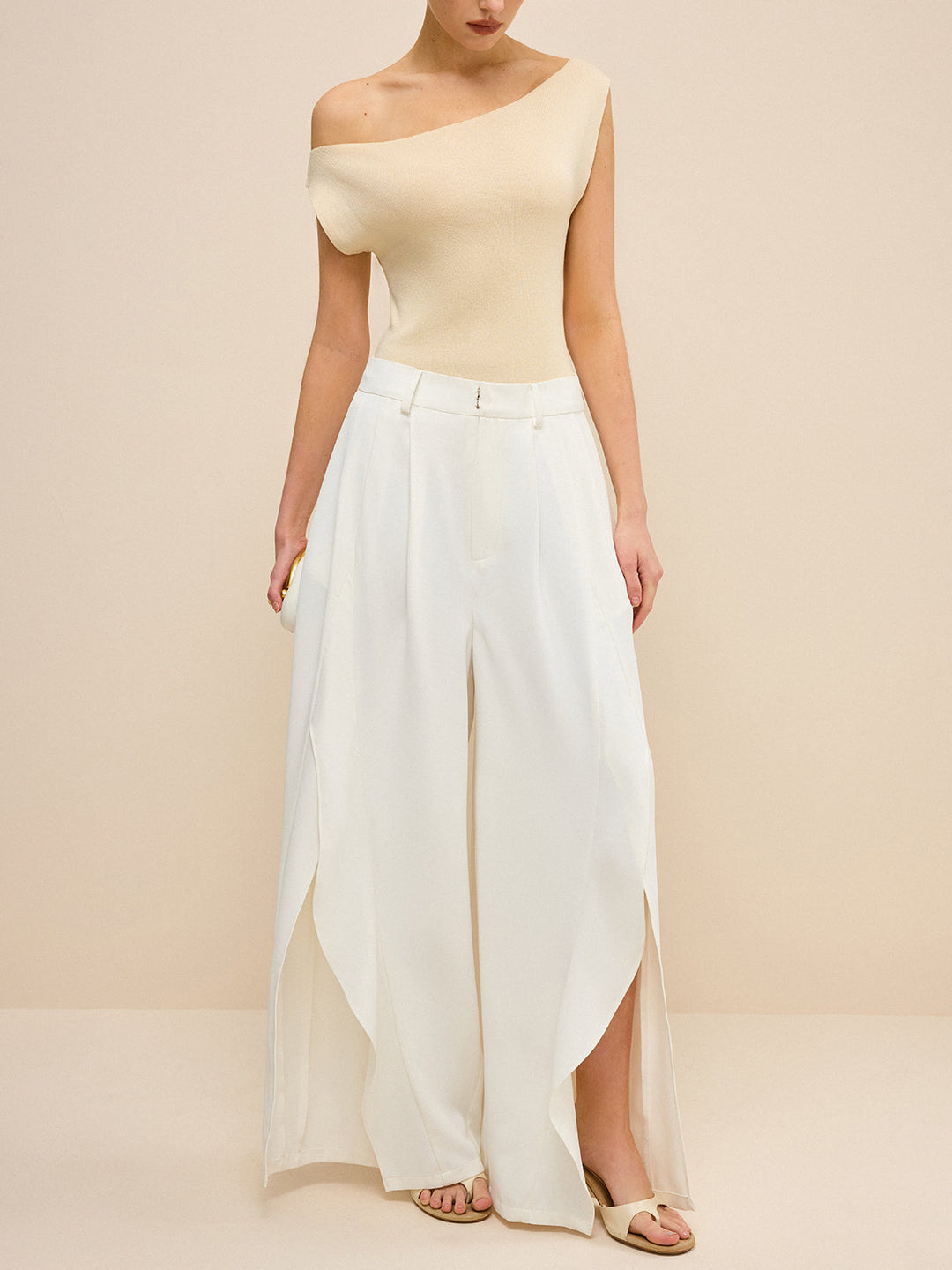 High-Waisted Wide-Leg Pants mit Seitenschlitzen