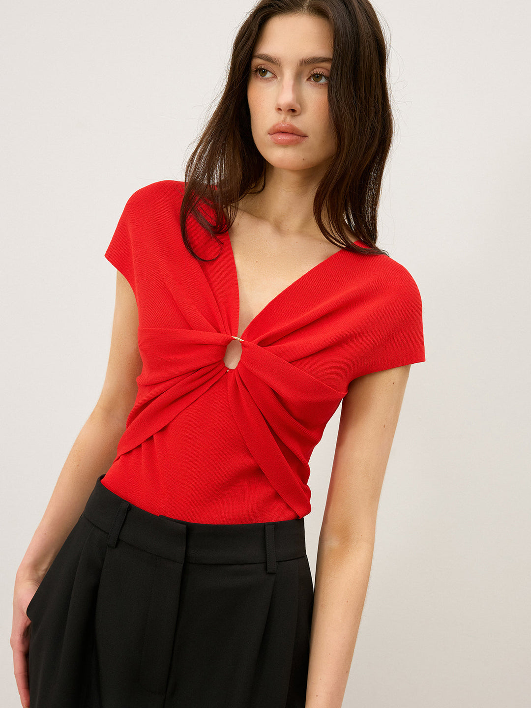 Twist Front Cut-Out V-Neck Stricktop