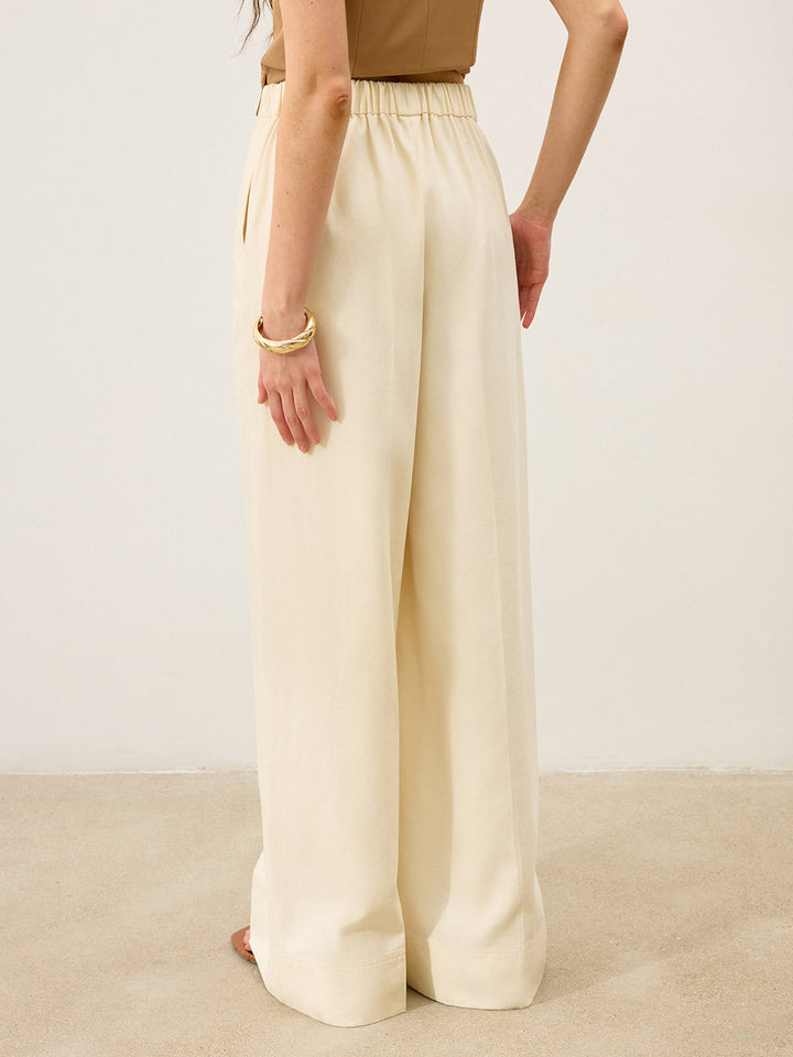 Taschenhose mit weitem Bein