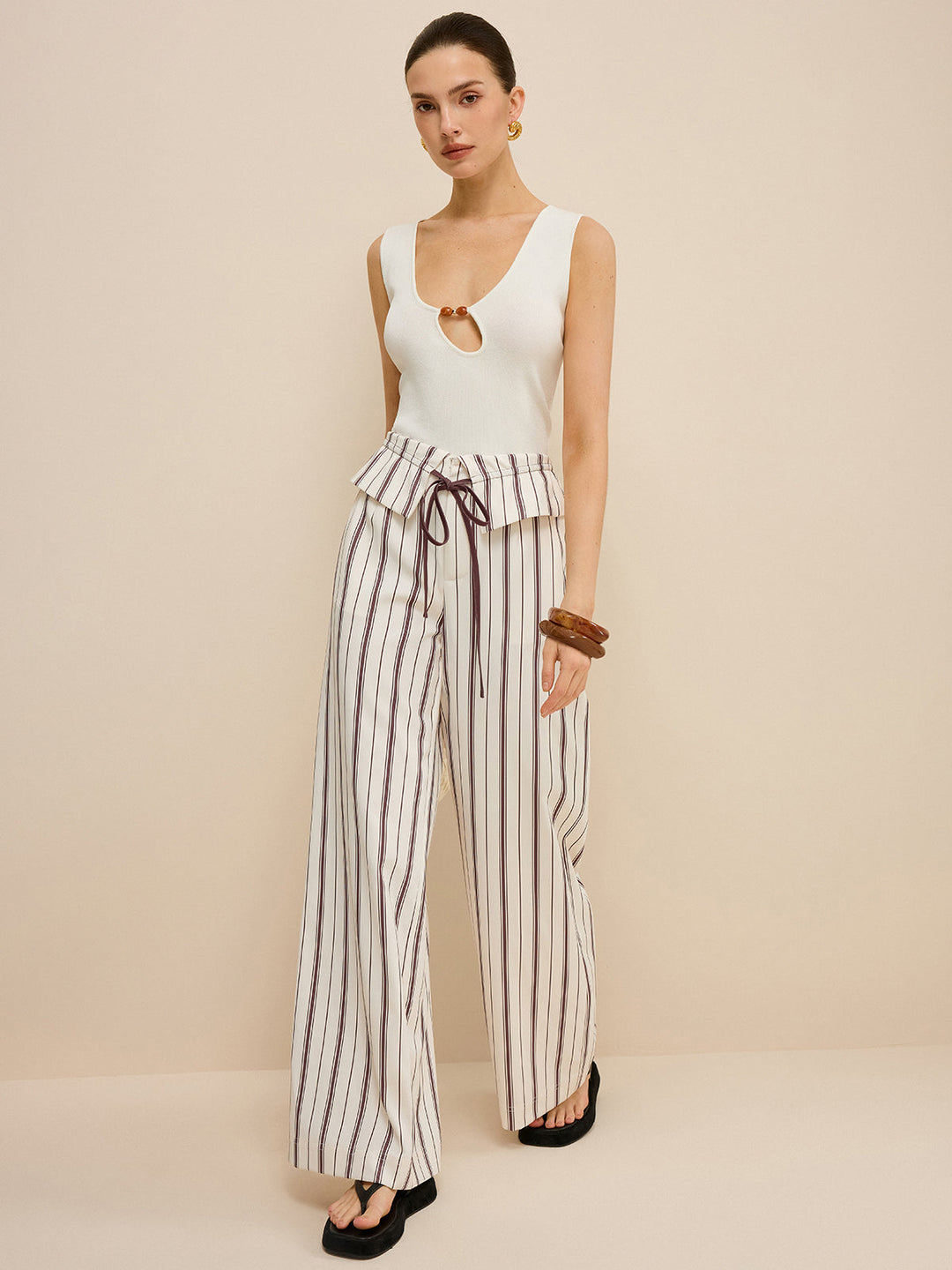 Cut-Out Tanktop