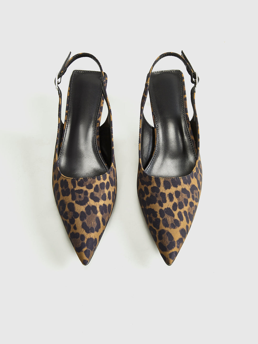 Leoparden-Pumps mit Slingback