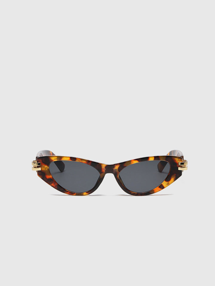 Katzenaugen-Sonnenbrille mit schwarzem Rahmen