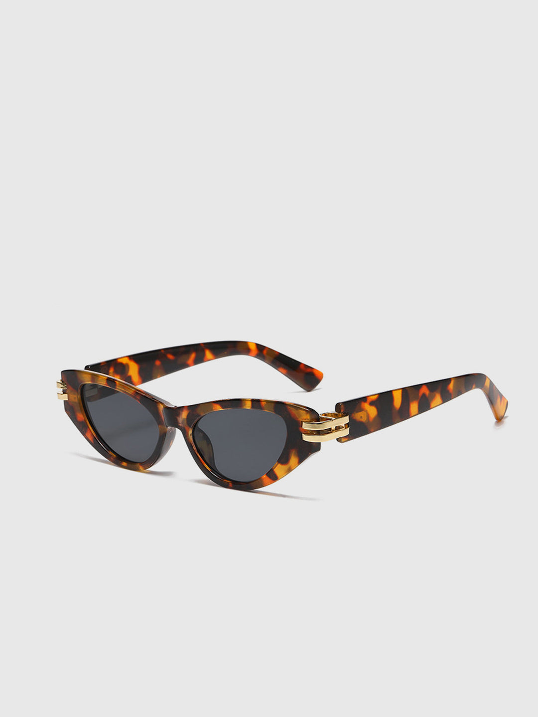 Katzenaugen-Sonnenbrille mit schwarzem Rahmen