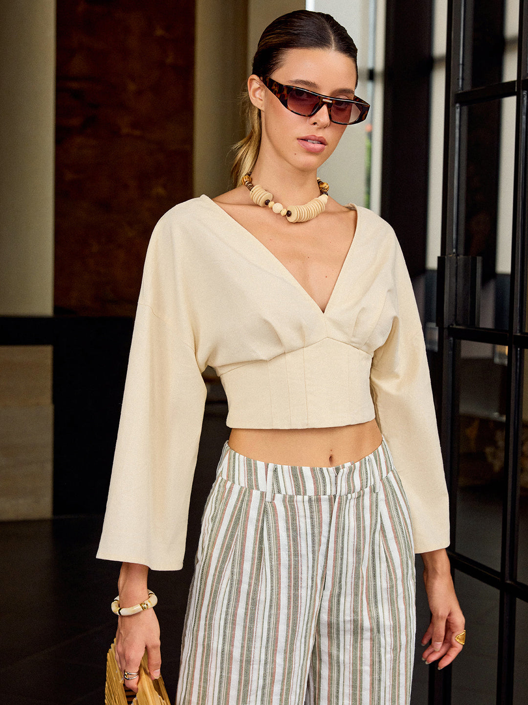 V-Ausschnitt Crop Top