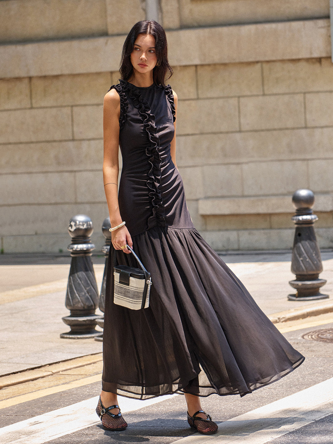 Maxikleid mit Raffungsdetail und geraffter Vorderseite