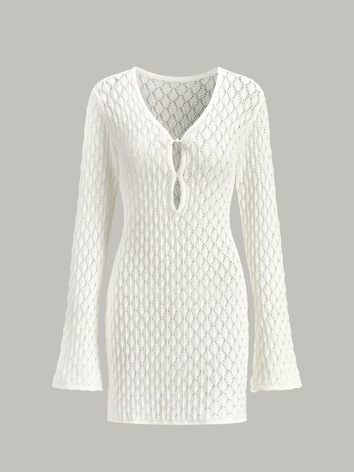 Sheer Knit Pulloverkleid mit Cut-Out-Detail