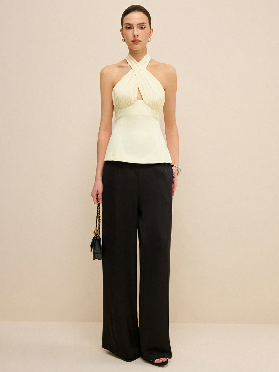 Cross-Over Halter-Top mit Rückenausschnitt