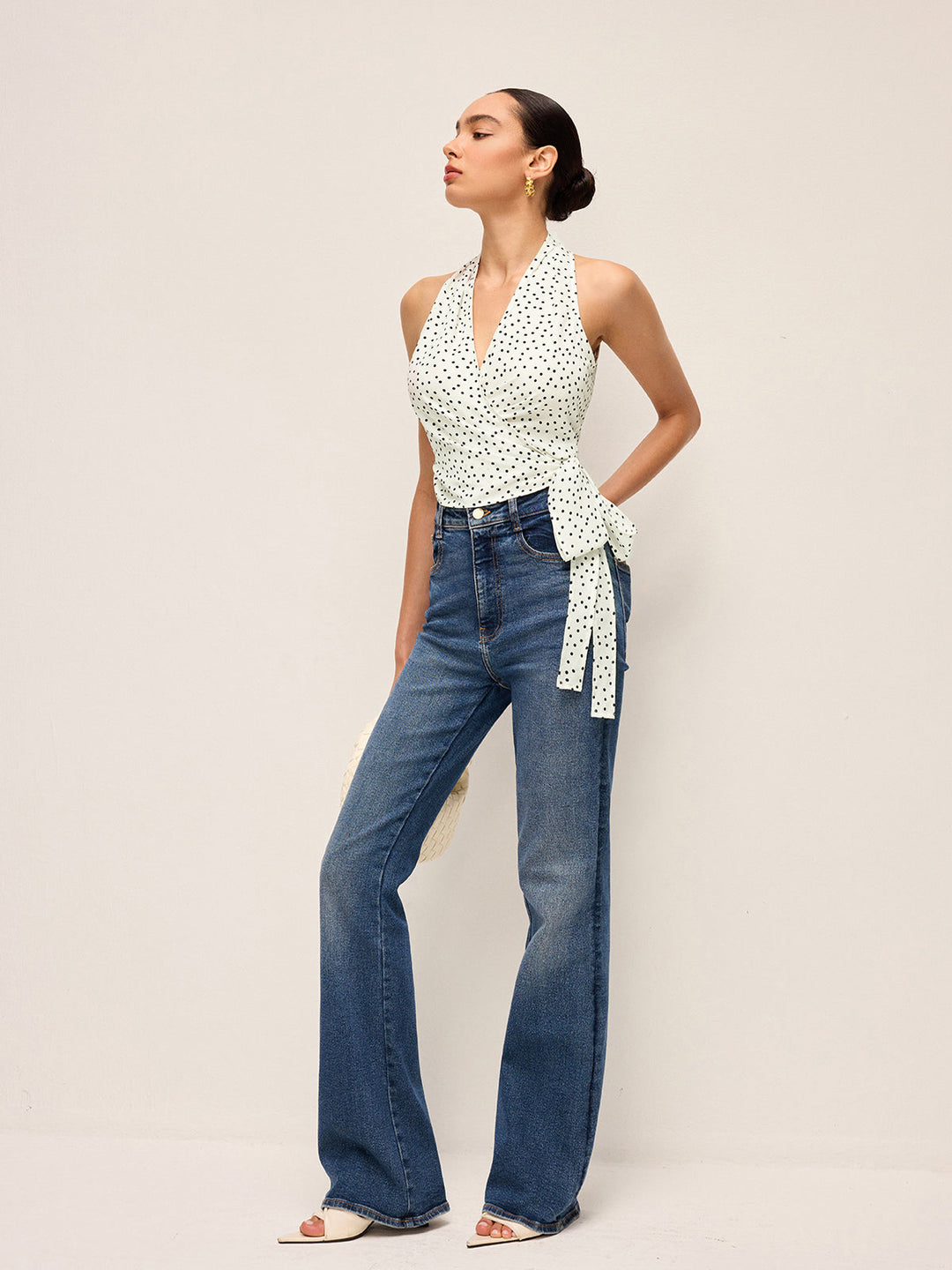 Halbtransparente Wickel-Halfter-Oberteil mit Polka-Dot-Muster