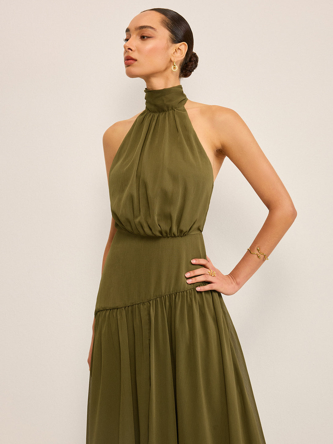 Kleid Aus Chiffon mit U-Boot-Ausschnitt und Schleife am Rücken