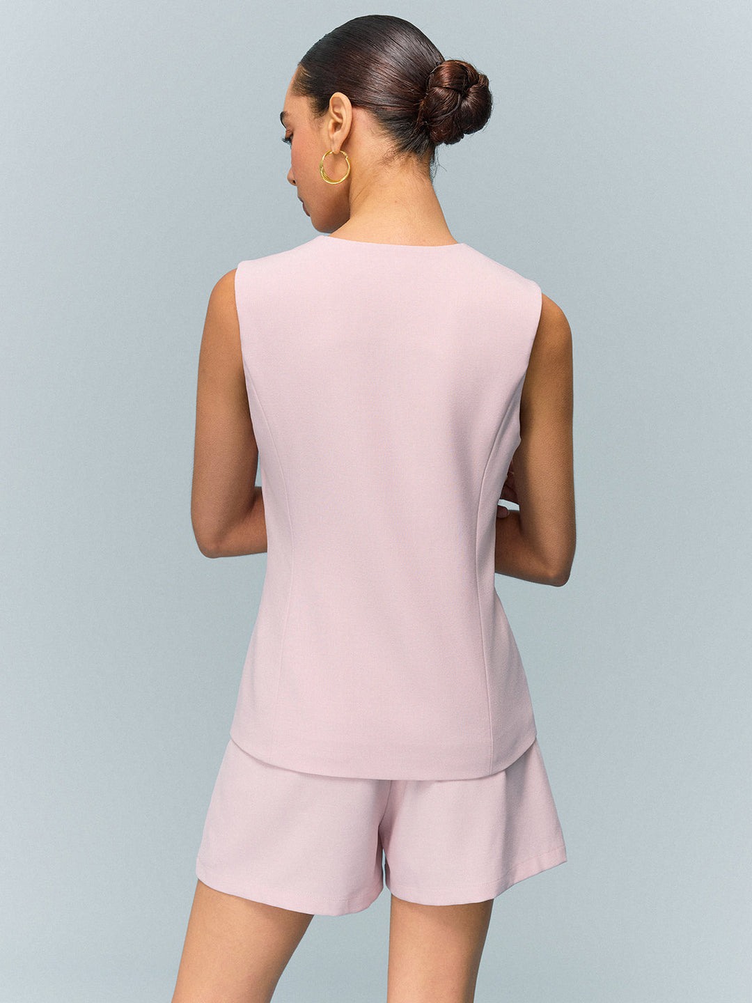 V-Ausschnitt-Weste mit Knopfleiste und Shorts-Set