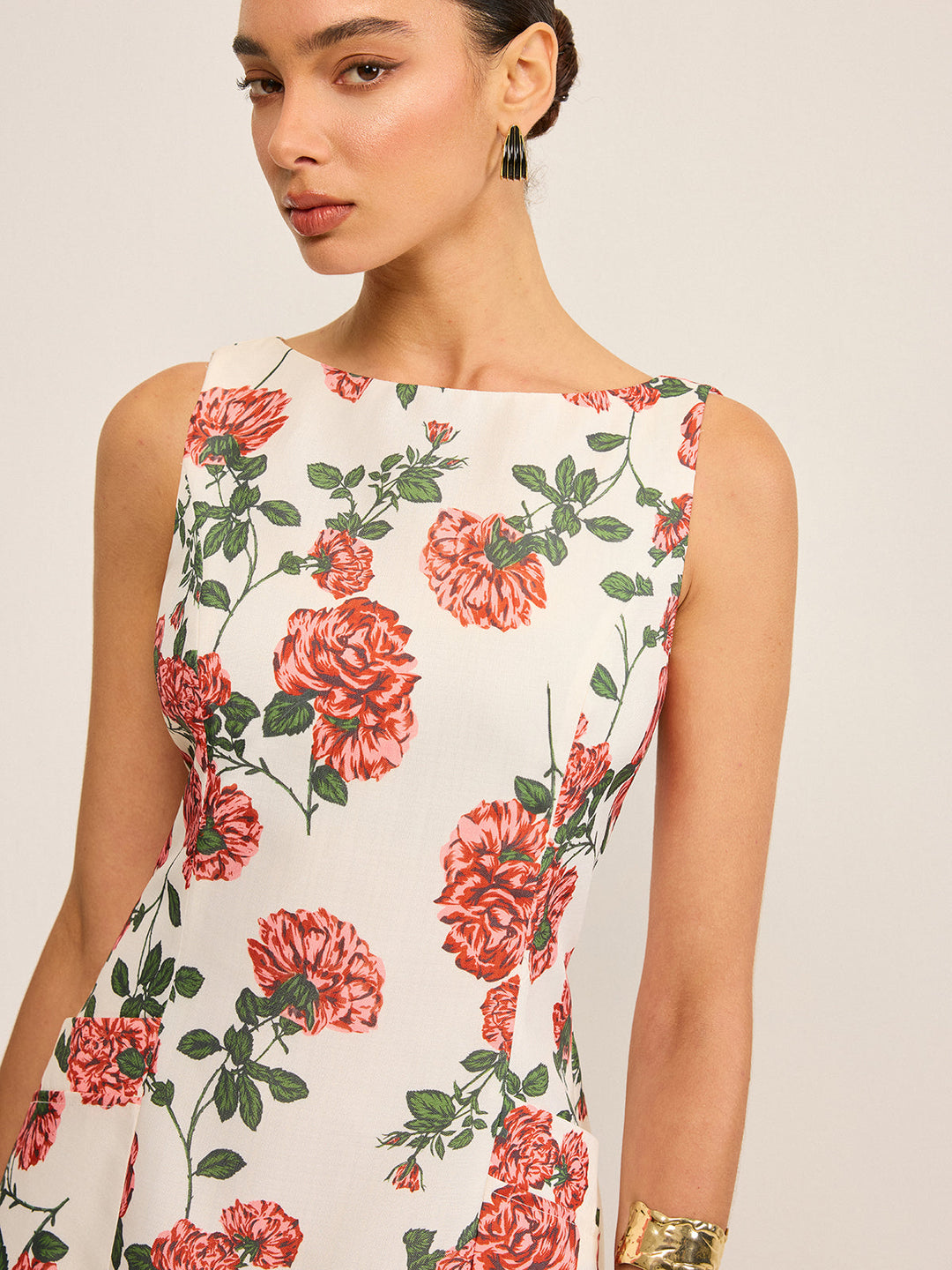 Blumenkleid mit Blumenmuster