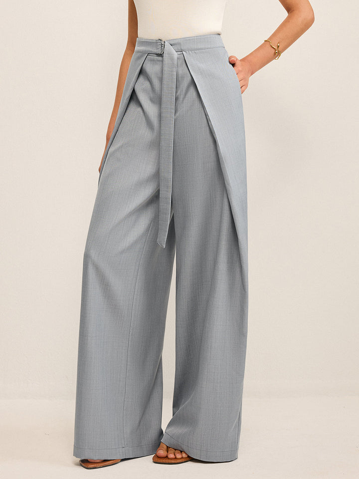 Plissierte Marlenehose mit weitem Bein