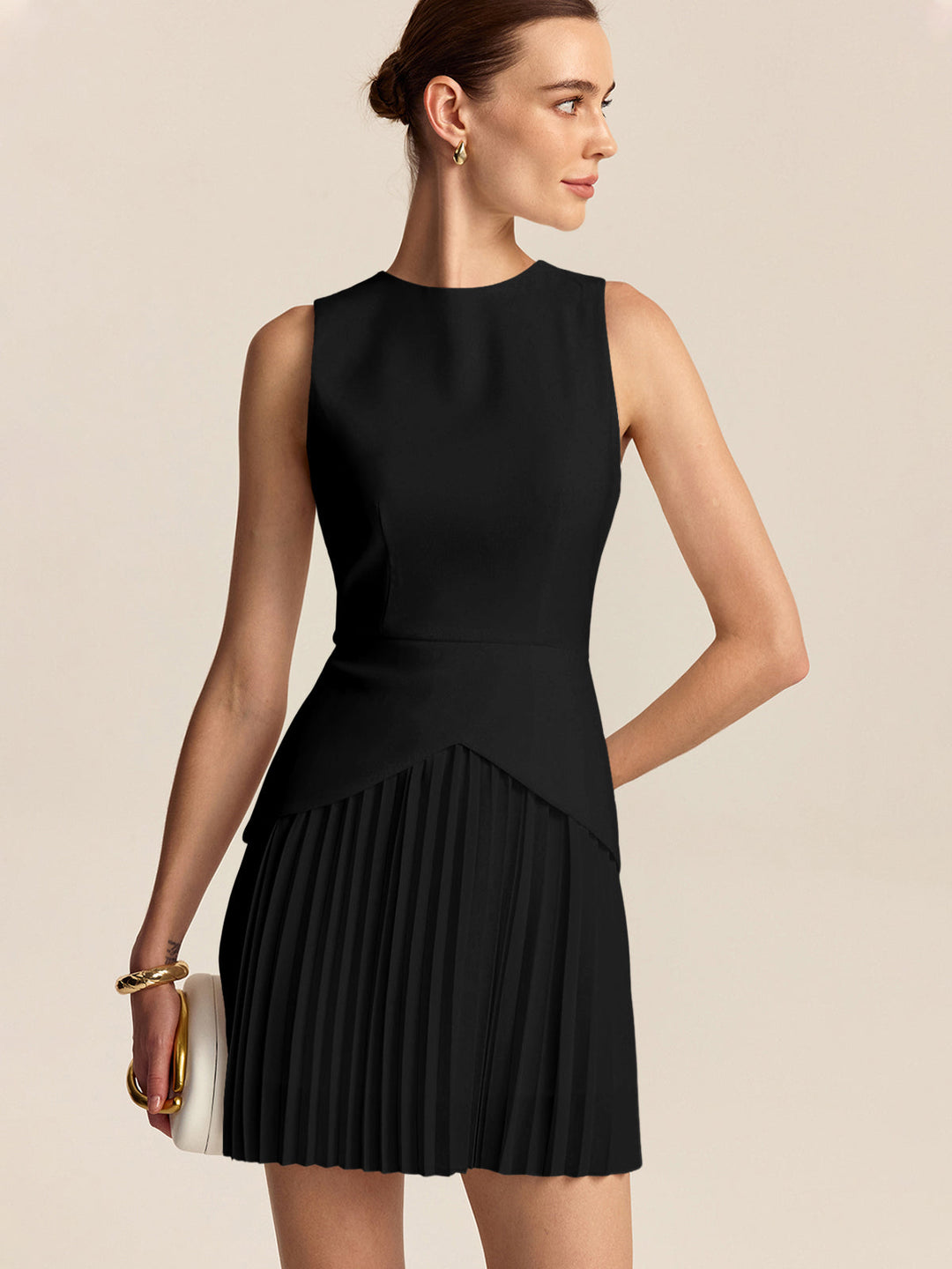 Kleid mit Faltenabschluss