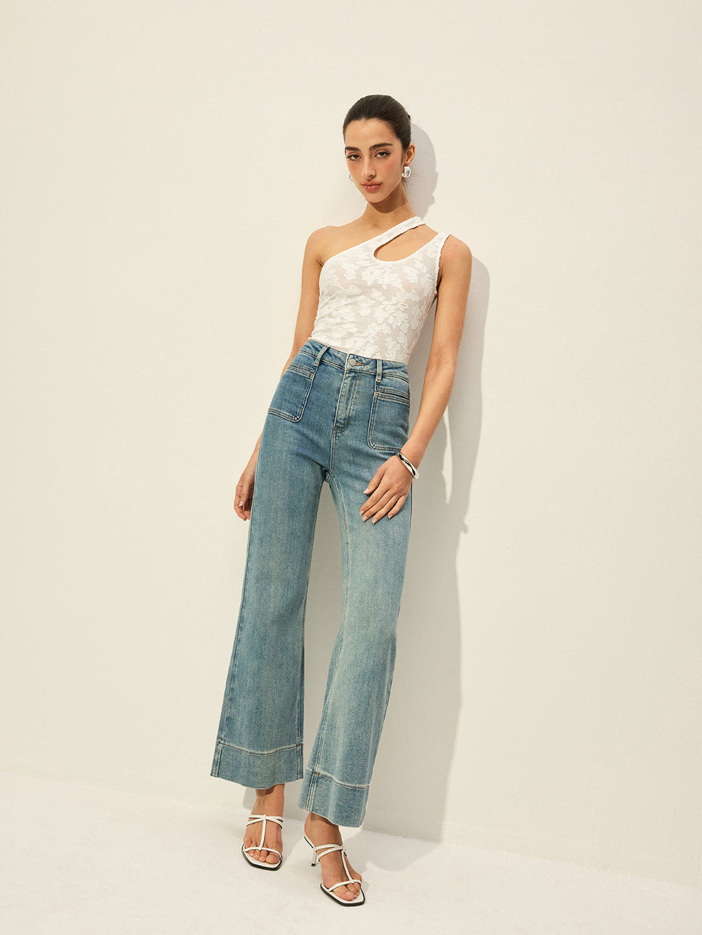 Mid-Waist-Jeans mit Taschen