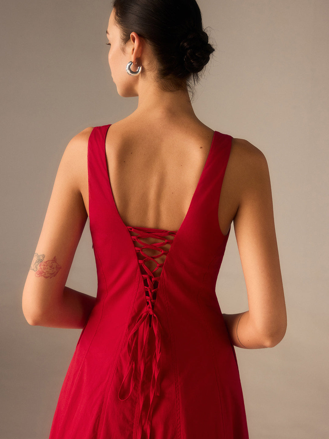 Baumwoll-Maxikleid mit Schnürung am Rücken
