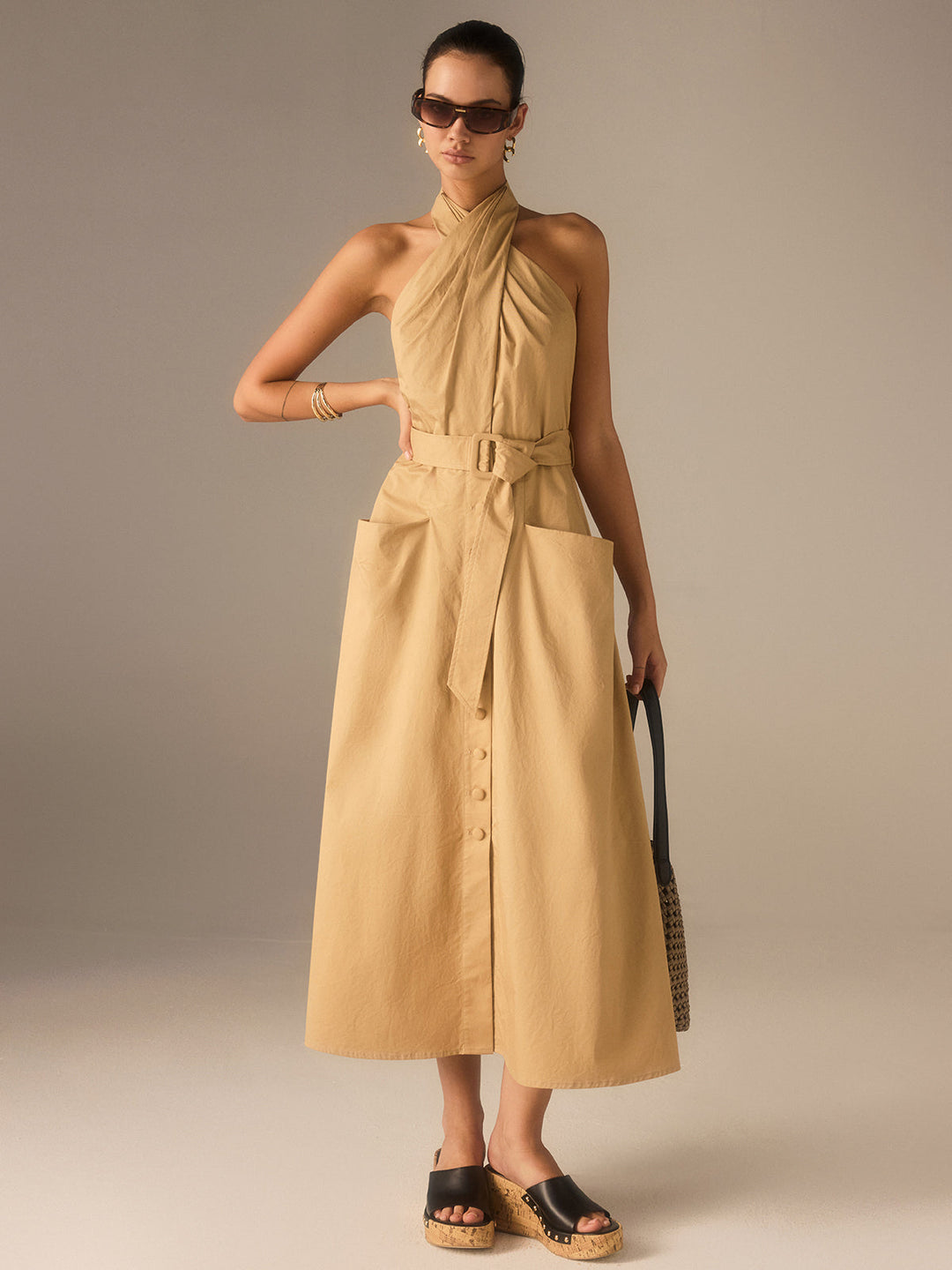 Baumwoll-Falten-Wickelkleid mit Gürtel in Midi-Länge