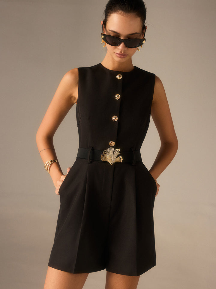 Jumpsuit mit Gürtel und Knöpfen aus Metall