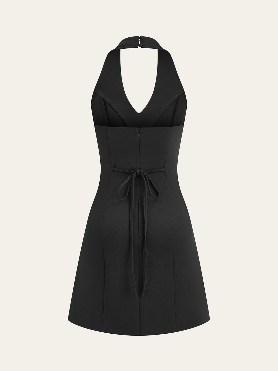 Kleid mit Metallknöpfen