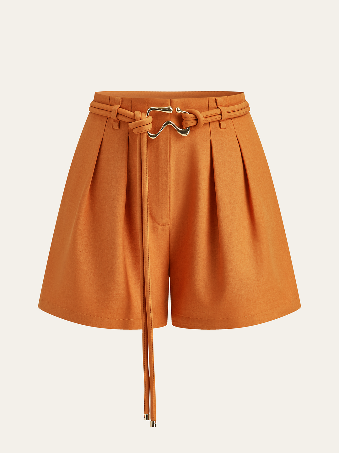 Stoffshorts mit Gürtel und Bundfalten