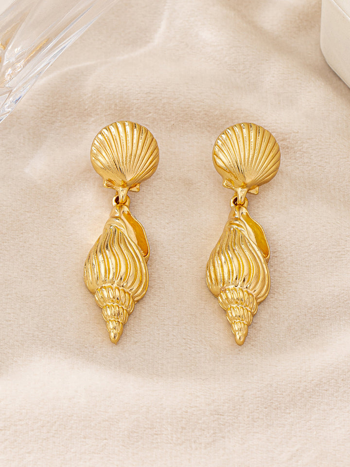 Gold Muschel- und Conch-förmige Hängeohrringe